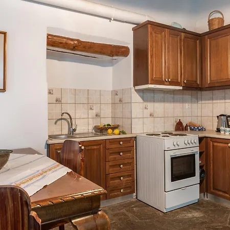 Appartement Olive Near Farm Fallika